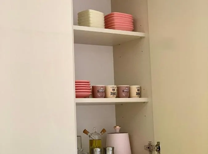 Beige-a-view, Sea Dreams *